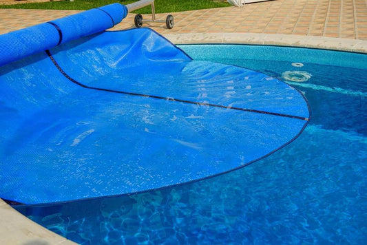 Maximize Your Pool Season with High-Quality Solar Blankets in Canada
